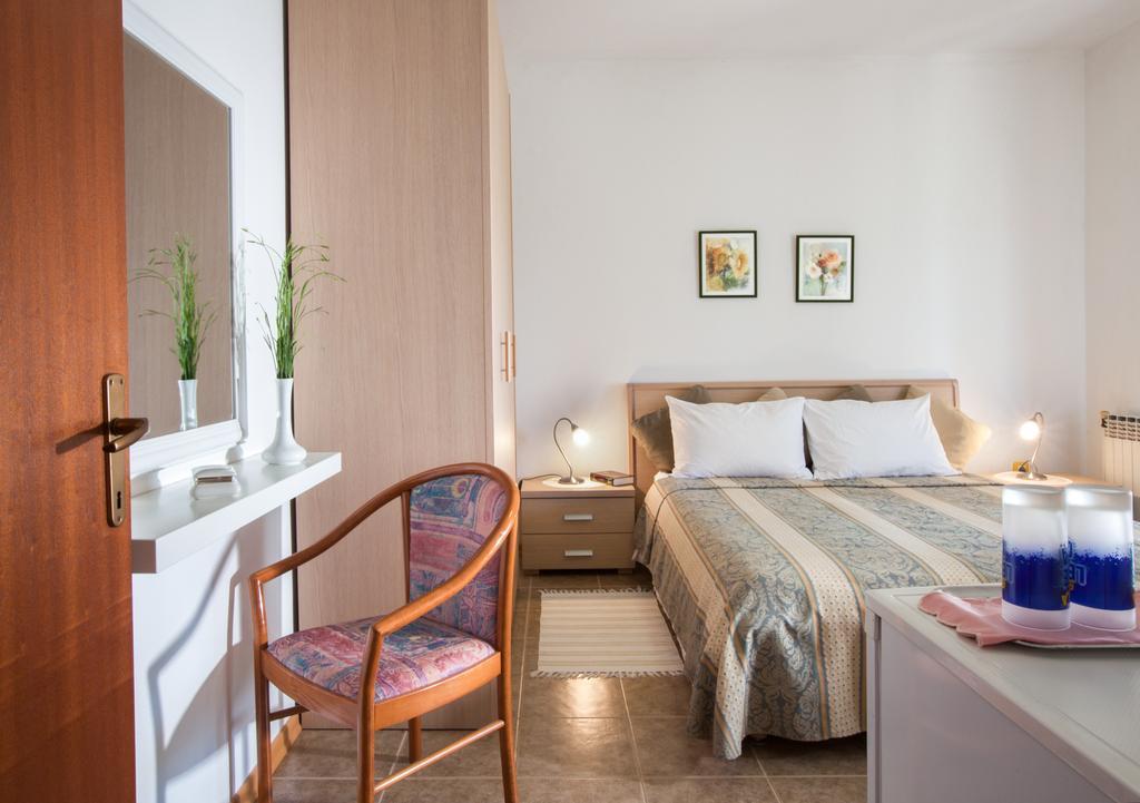 B&B Moderno Fažana Habitación foto